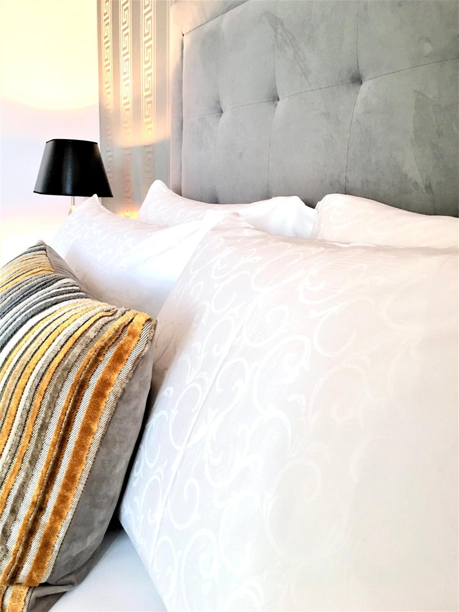 Mondrian Luxury Suites & Apartments Market Square IV Varşova Oda fotoğraf
