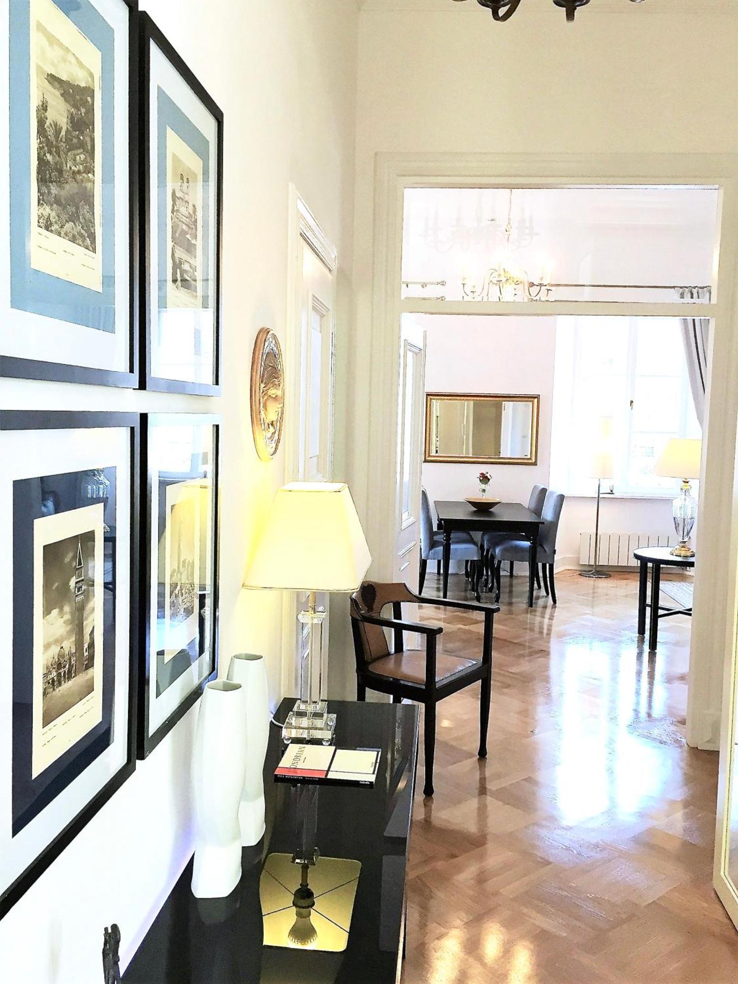 Mondrian Luxury Suites & Apartments Market Square IV Varşova Oda fotoğraf