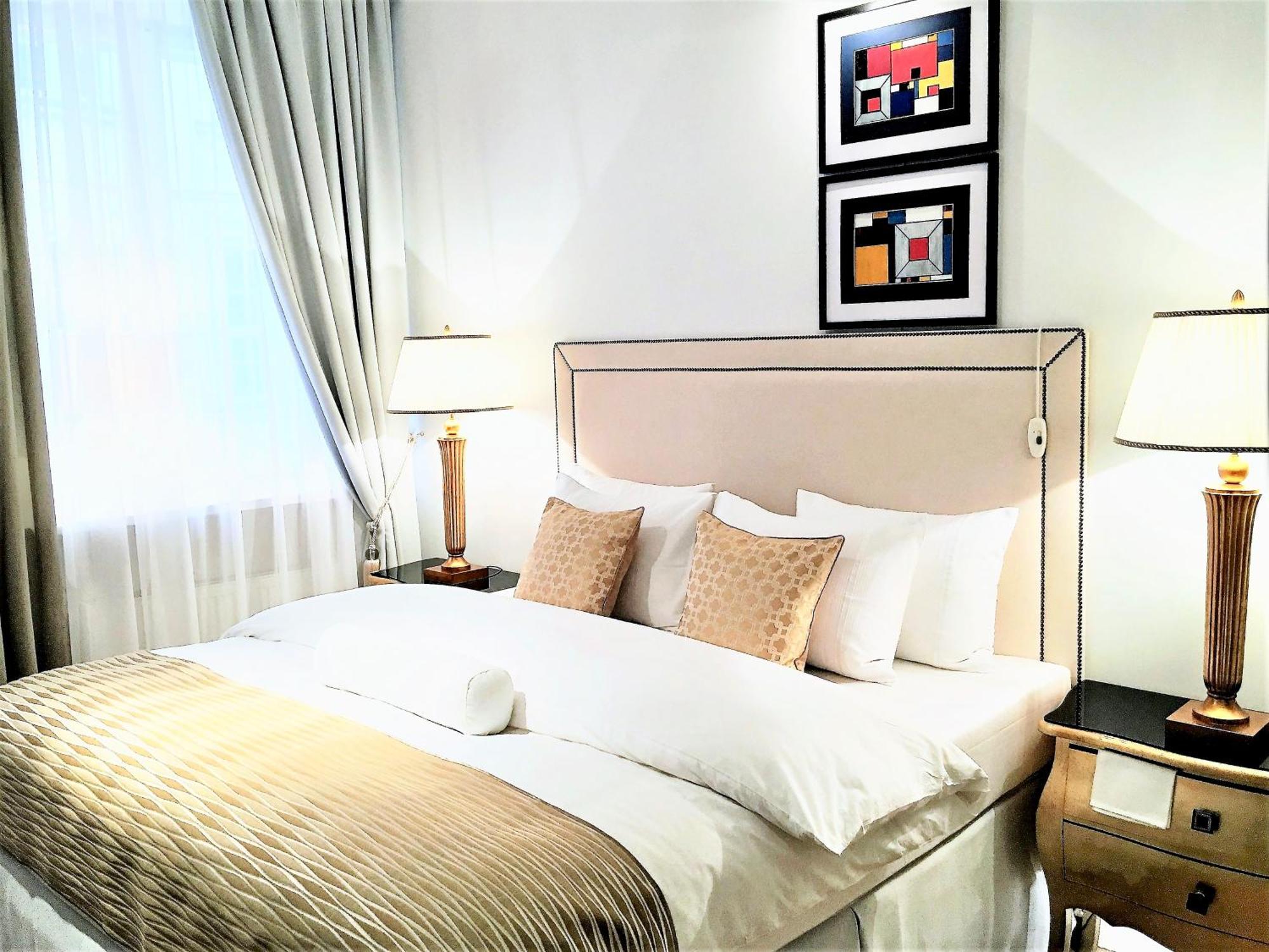 Mondrian Luxury Suites & Apartments Market Square IV Varşova Oda fotoğraf