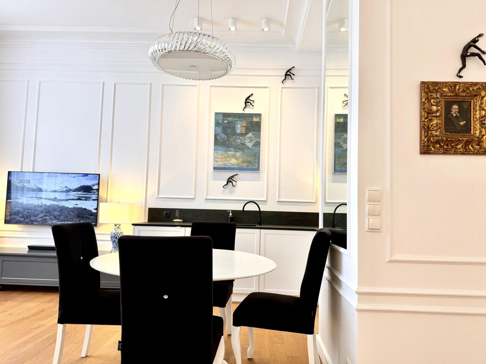 Mondrian Luxury Suites & Apartments Market Square IV Varşova Oda fotoğraf